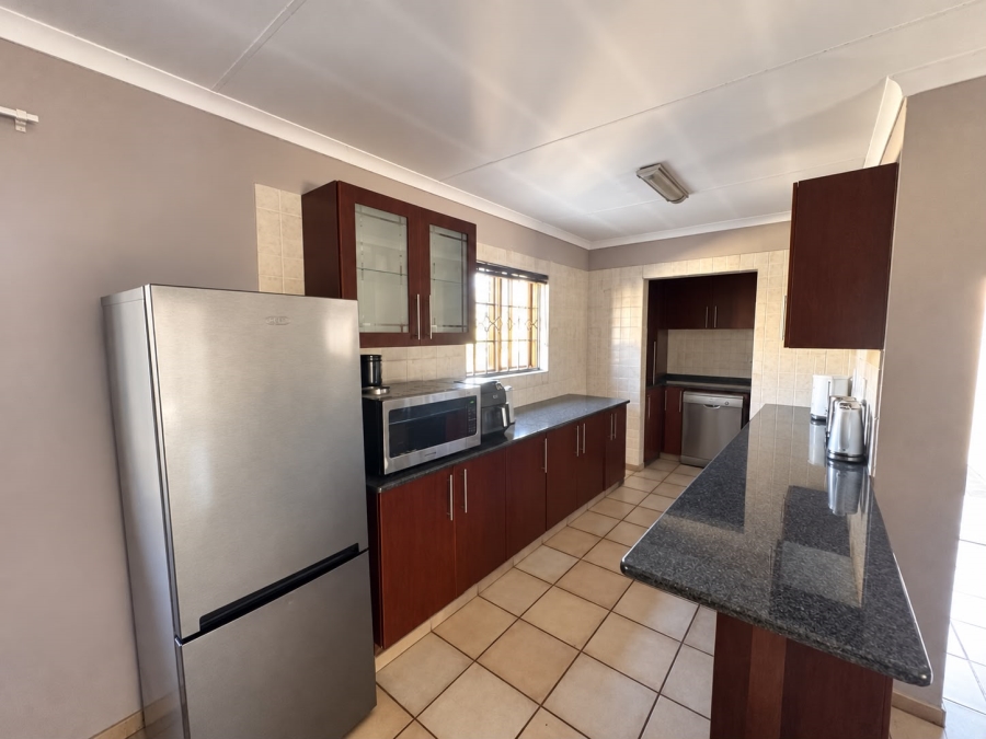 2 Bedroom Property for Sale in Waterval East North West